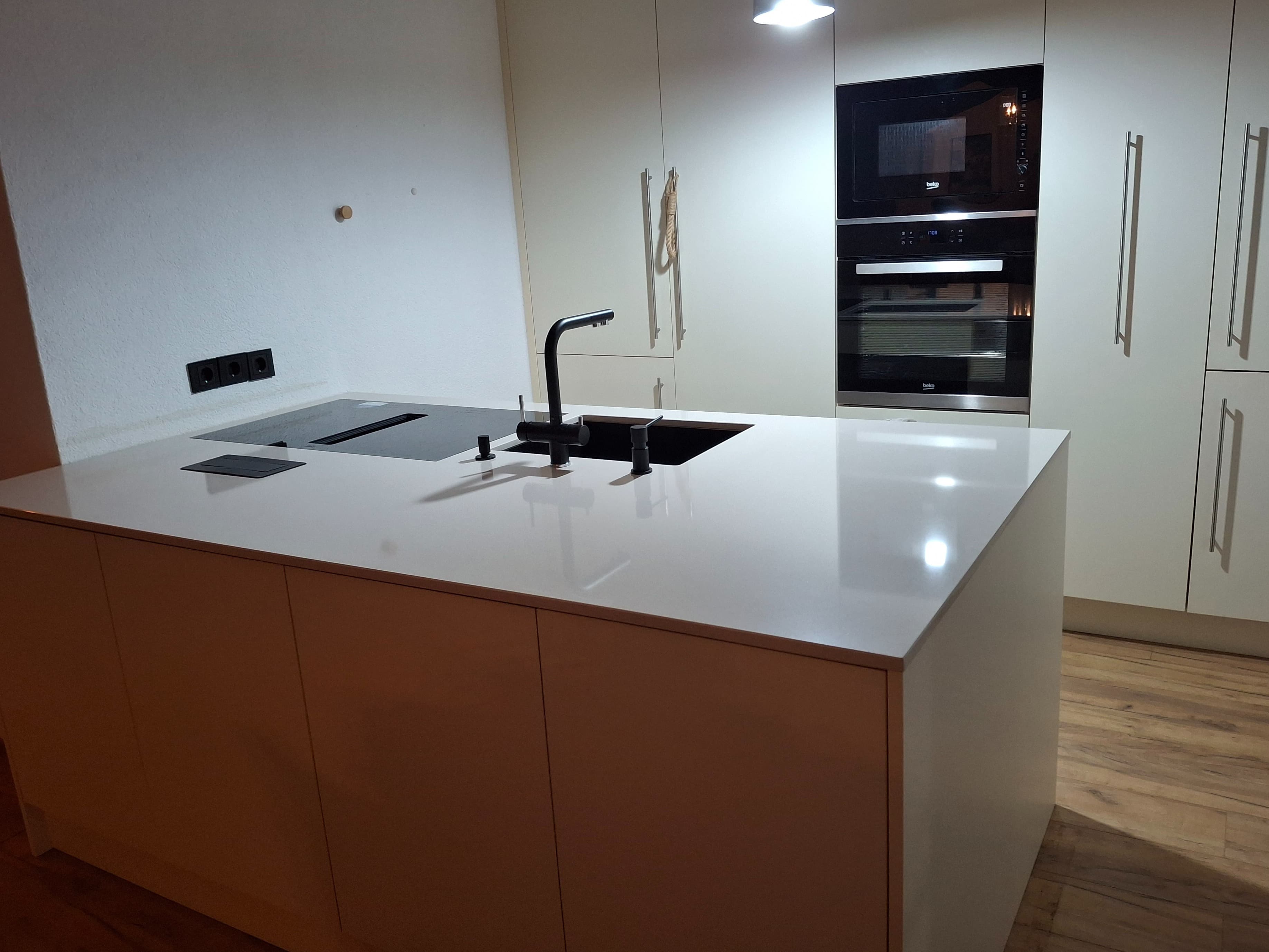 Tehnostan doo - Kamenorezac 3